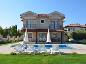 Stunning 4-Bed Villa Konak private & pool
